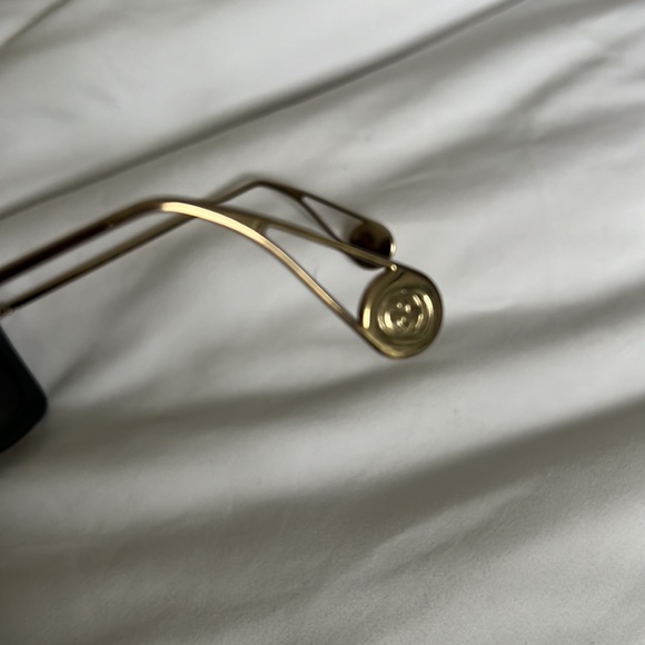 Gucci Interlocking G Logo Oversize Sunglasses - Picture 6 of 11